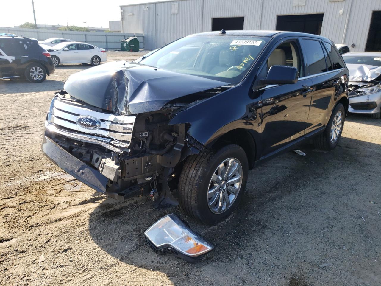 Photo 2 from auction – 2010 FORD EDGE LIMIT with VIN 2FMDK3KC4ABB63685