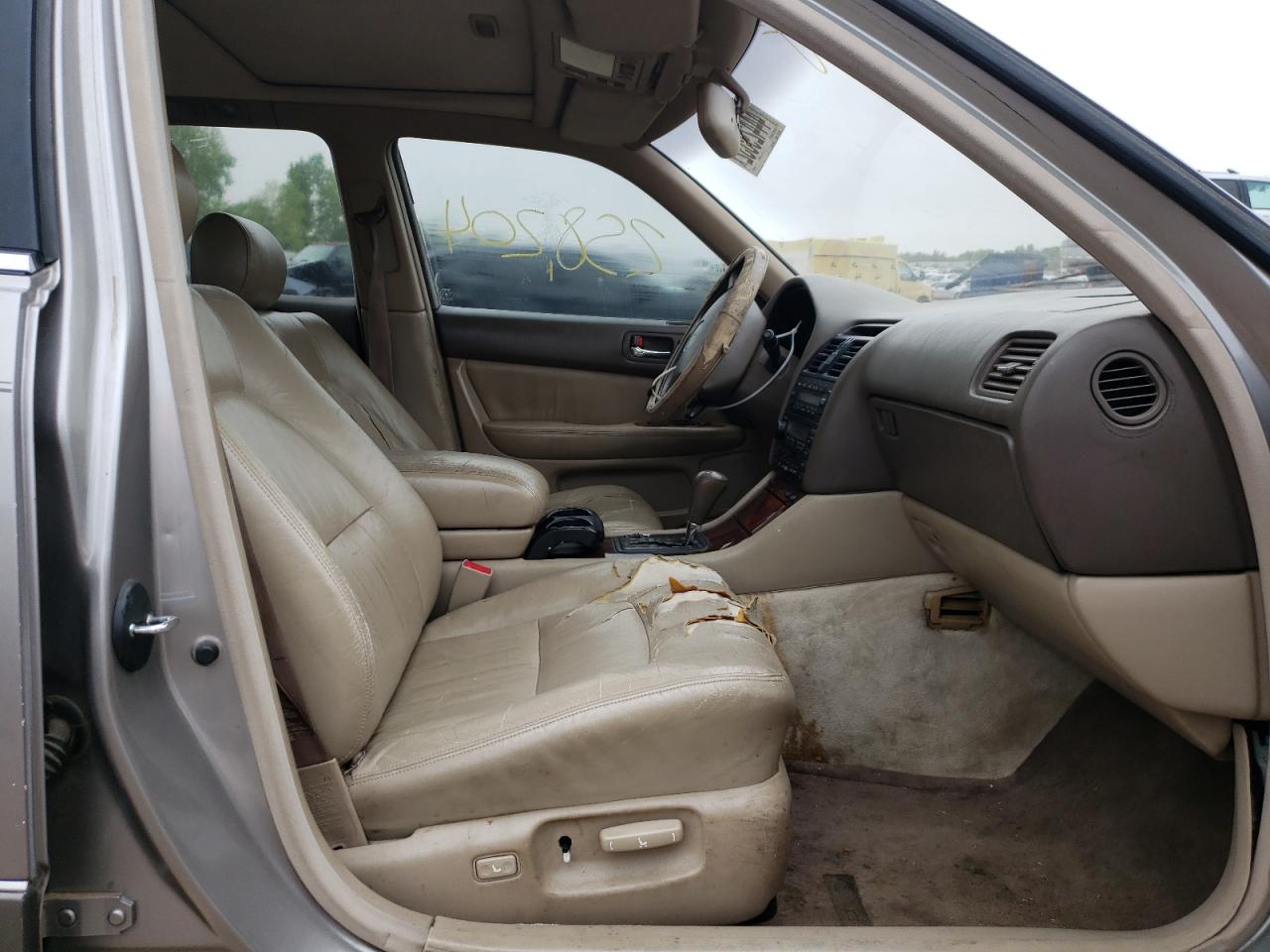 Photo 5 from auction – 1996 LEXUS LS 400 with VIN JT8BH22F9T0065978