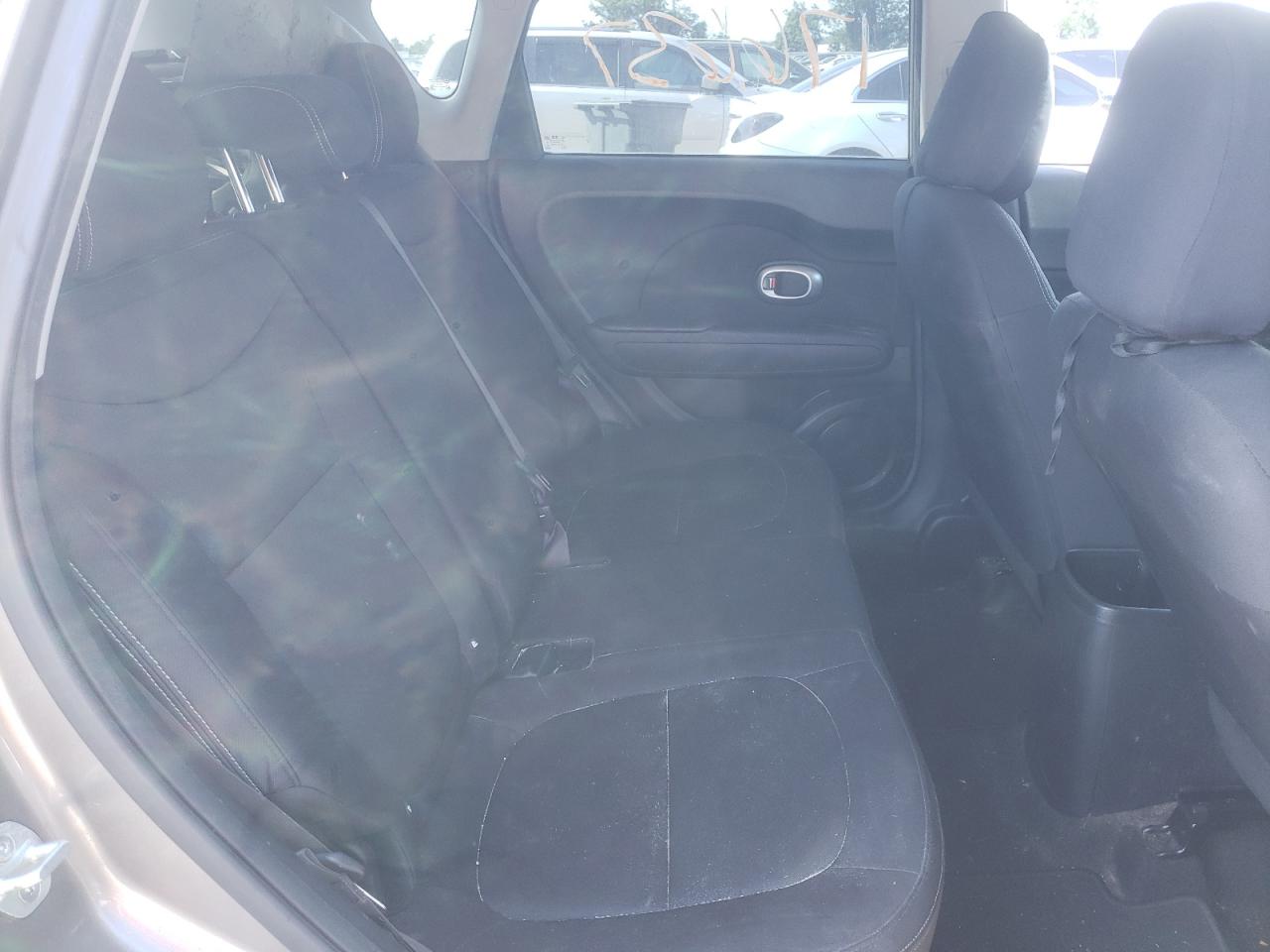 Photo 6 from auction – 2015 KIA SOUL with VIN KNDJN2A2XF7141031
