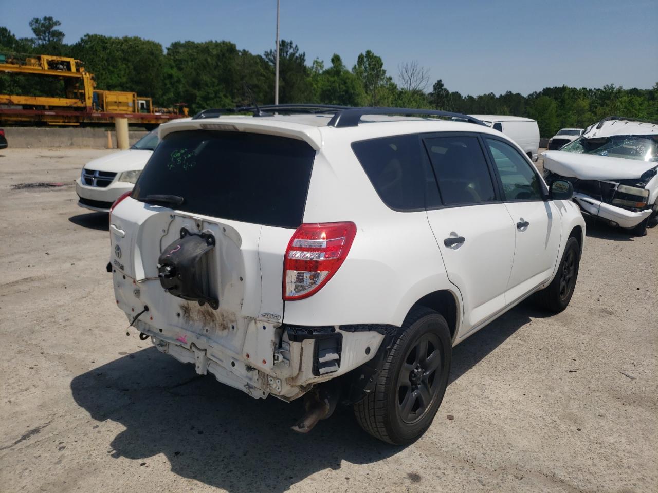 Photo 4 from auction – 2012 TOYOTA RAV4 with VIN 2T3BF4DV2CW225203