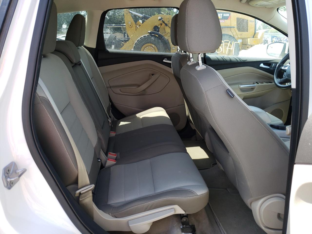 Photo 6 from auction – 2014 FORD ESCAPE SE with VIN 1FMCU0GX7EUB47223