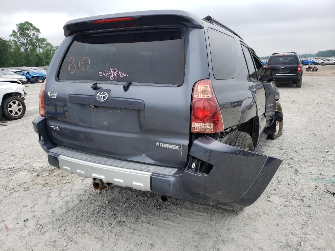 Photo 4 from auction – 2004 TOYOTA 4RUNNER SR with VIN JTEBU14R540023982