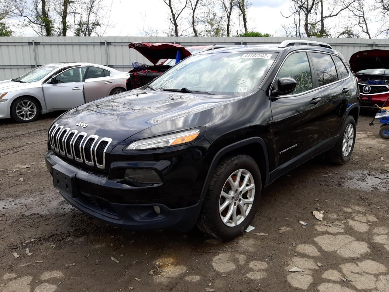 Photo 2 from auction – 2018 JEEP CHEROKEE L with VIN 1C4PJMLB8JD529805