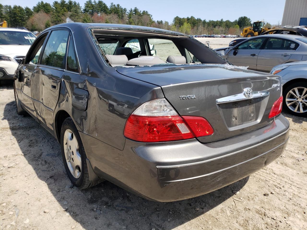 Photo 3 from auction – 2003 TOYOTA AVALON XL with VIN 4T1BF28B43U338230