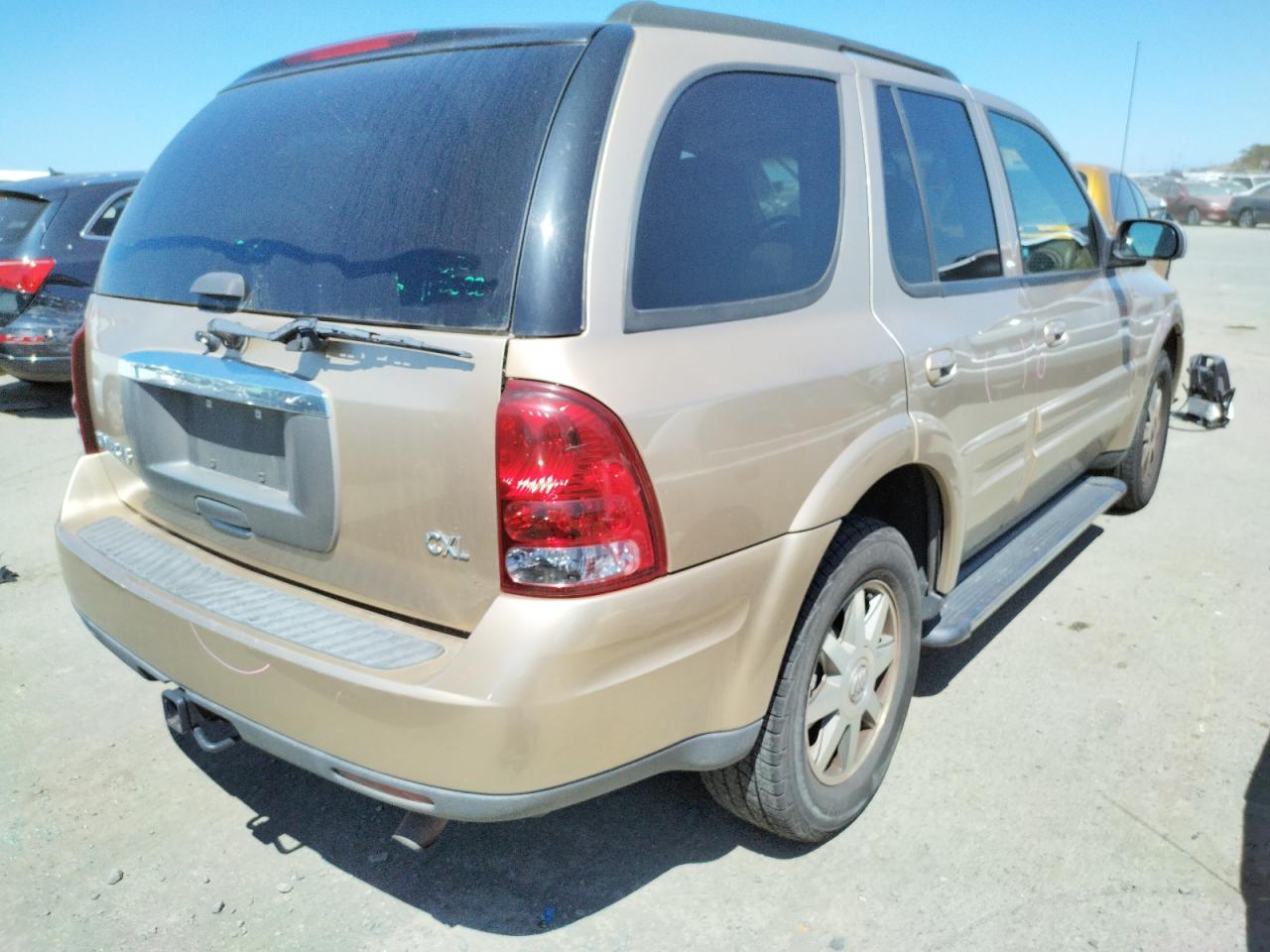 Photo 4 from auction – 2005 BUICK RAINIER CX with VIN 5GAET13M452283940