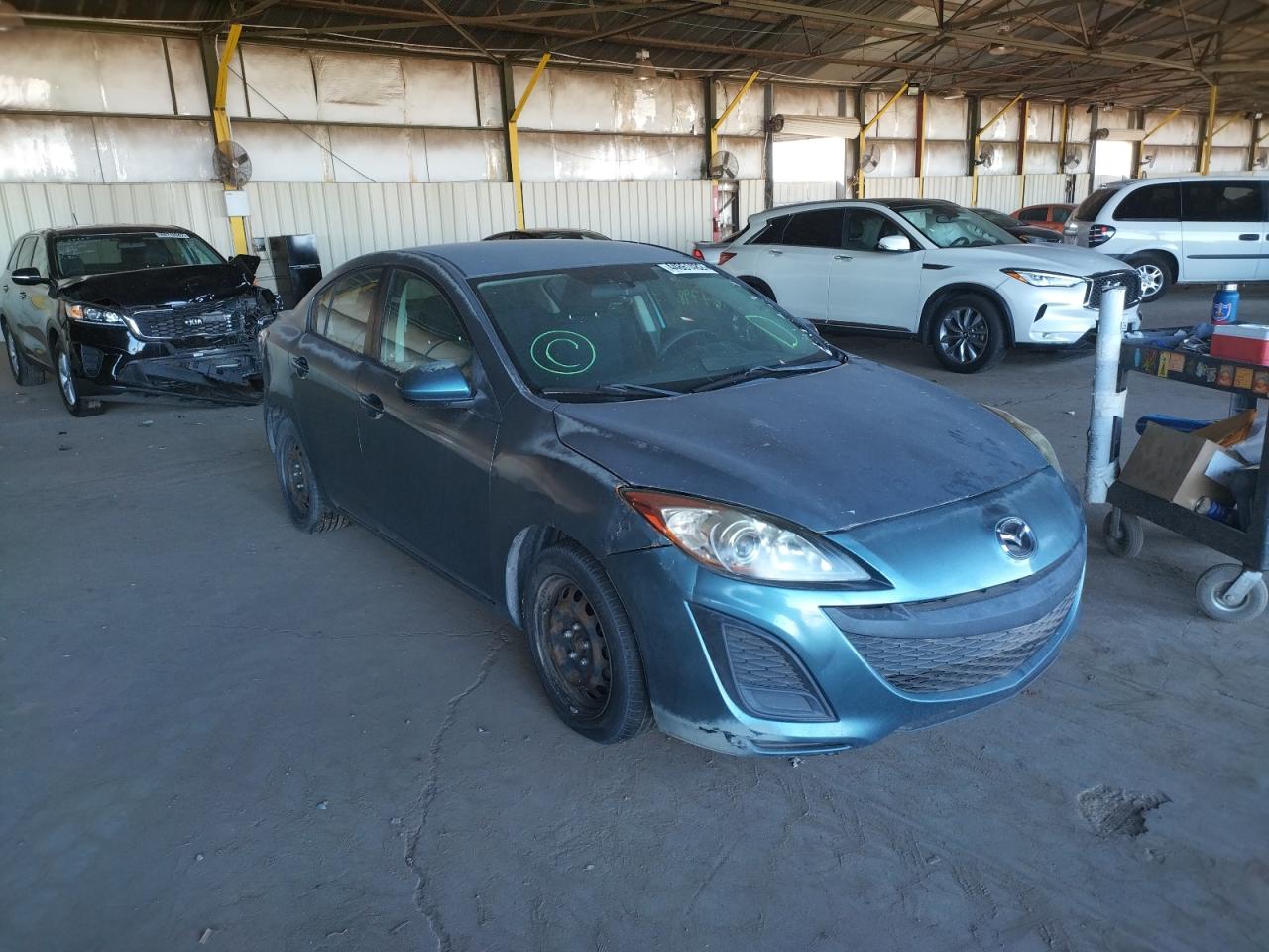 MAZDA 3 I 2011 z numerem VIN JM1BL1UF9B1437237 - Zdjęcie z aukcji