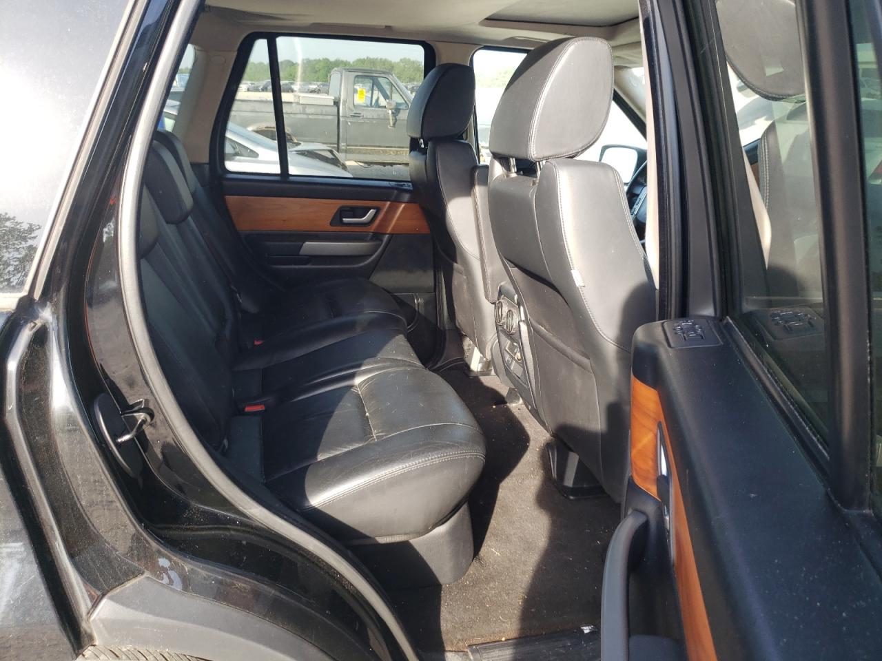 Photo 6 from auction – 2008 LAND ROVER RANGE ROVE with VIN SALSK254X8A147080