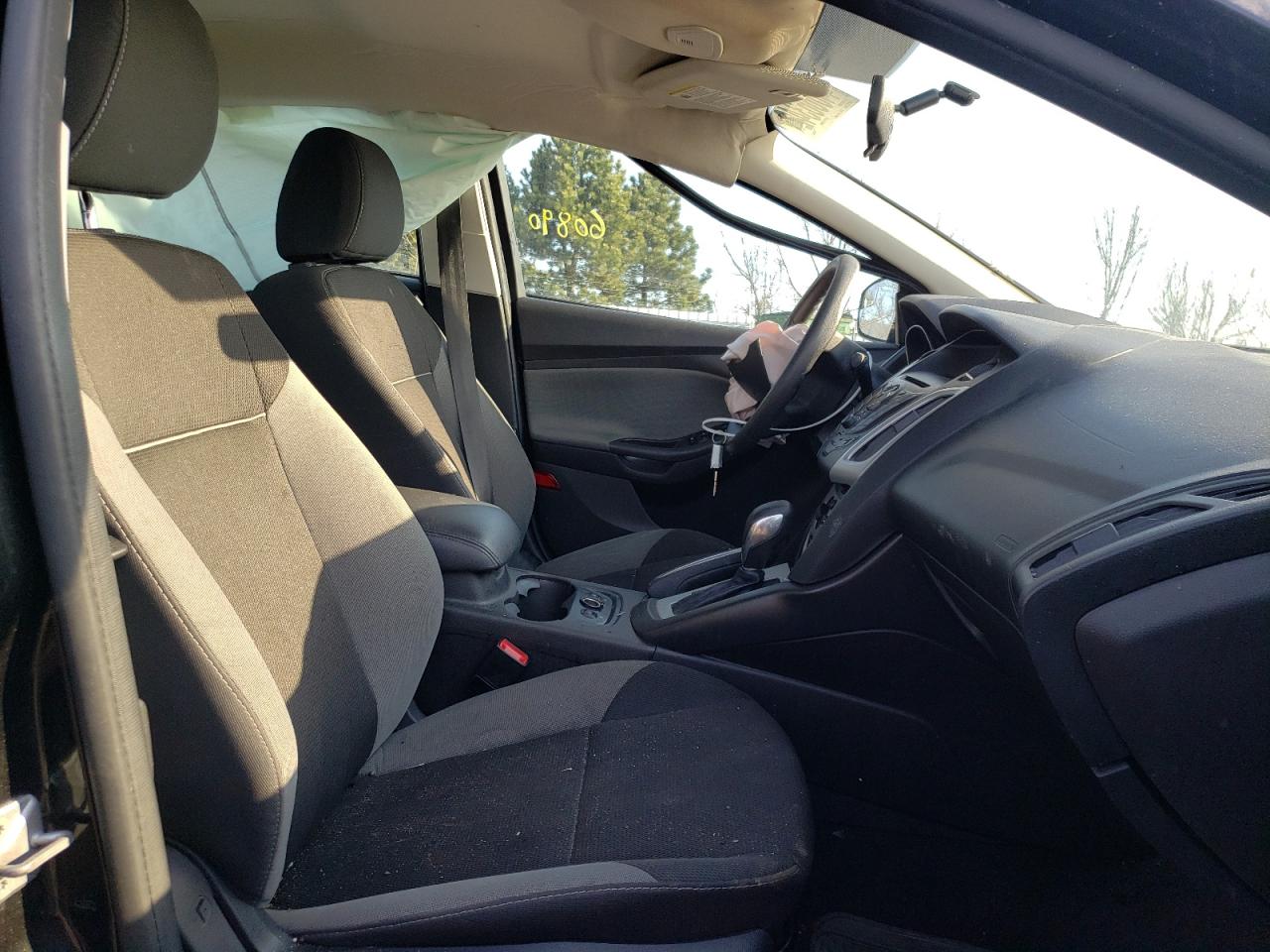 Photo 5 from auction – 2014 FORD FOCUS SE with VIN 1FADP3F2XEL124702