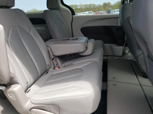 Photo 6 from auction – 2017 CHRYSLER PACIFICA T with VIN 2C4RC1DG9HR817383