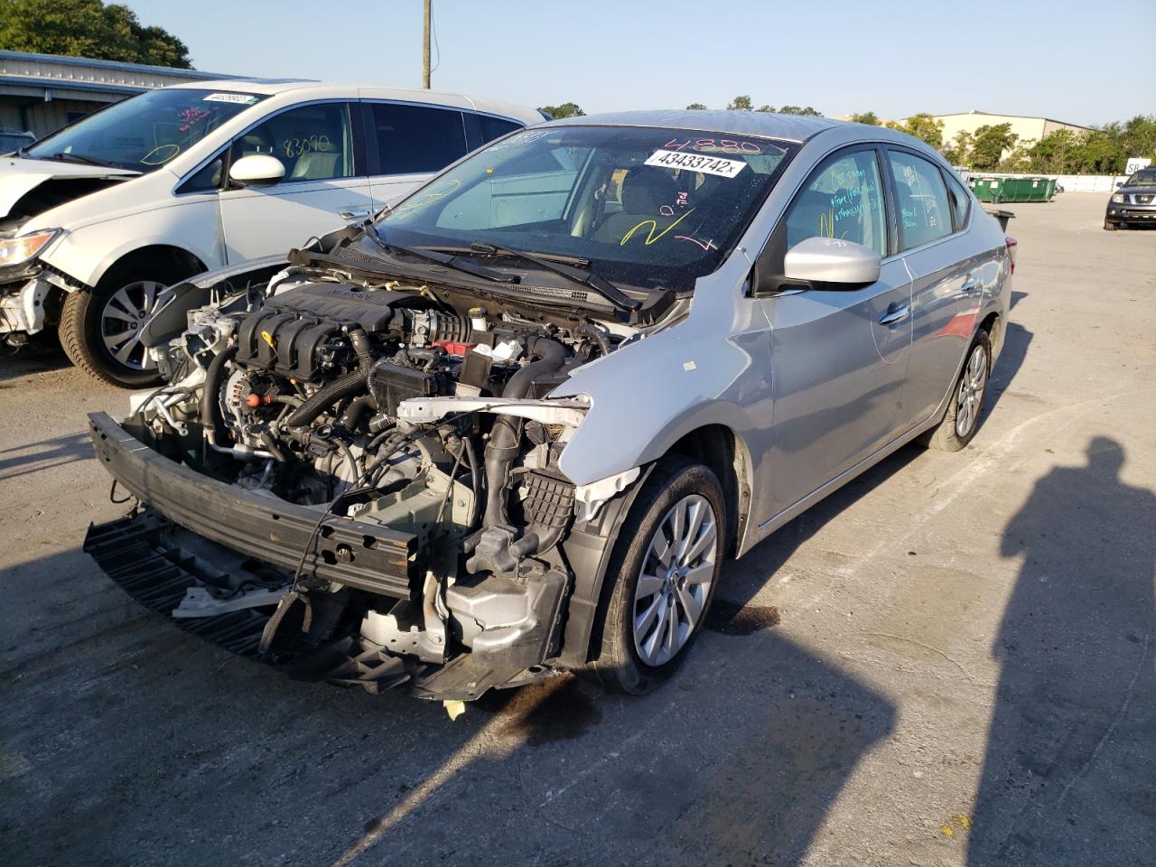 Photo 2 from auction – 2015 NISSAN SENTRA S with VIN 3N1AB7AP1FL685479