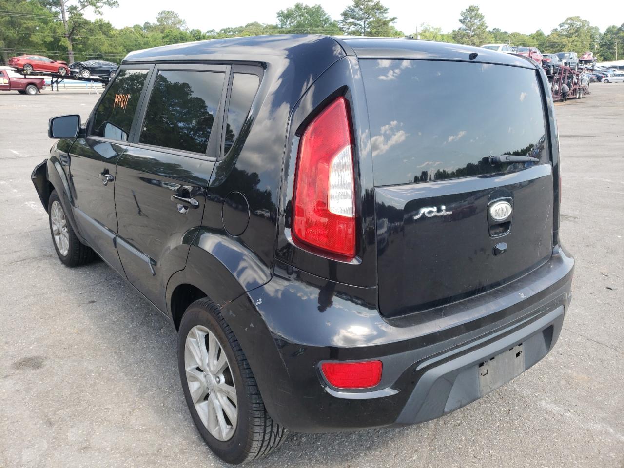 Photo 3 from auction – 2012 KIA SOUL + with VIN KNDJT2A6XC7366215