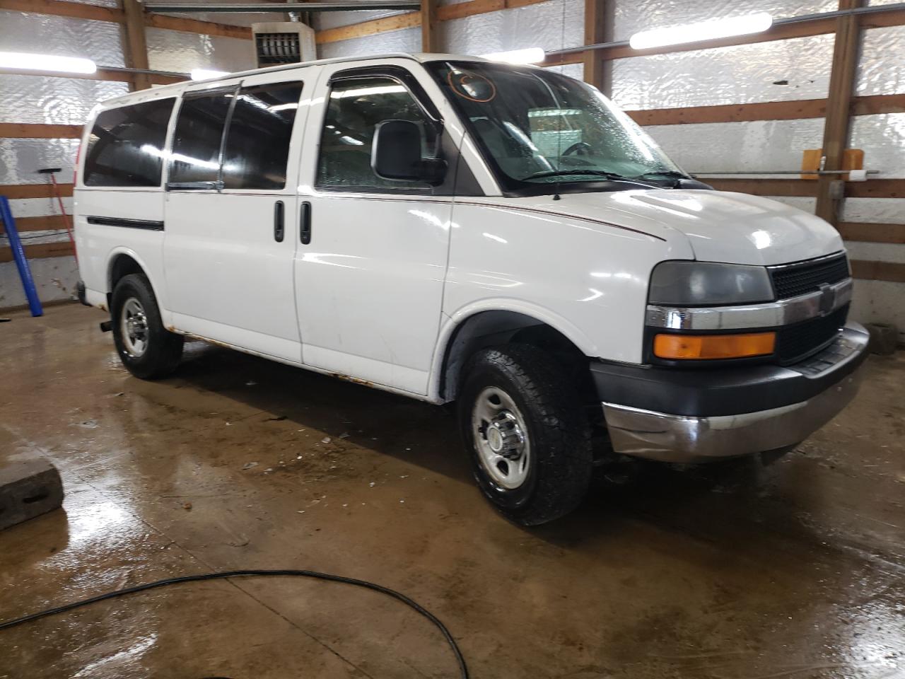 CHEVROLET EXPRESS G3 2007 with VIN 1GAHG35U571177877 - Photo from auction