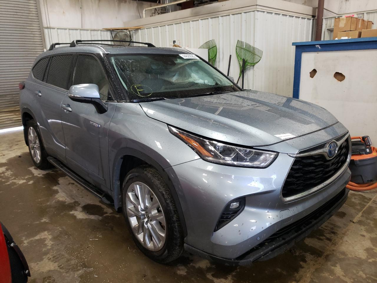 TOYOTA HIGHLANDER 2021 with VIN 5TDYARAH4MS007321 - Photo from auction