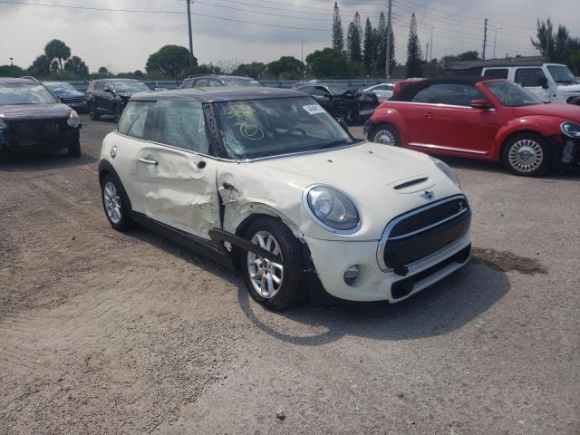 MINI COOPER S 2017 with VIN WMWXP7C32H3B94582 - Photo from auction