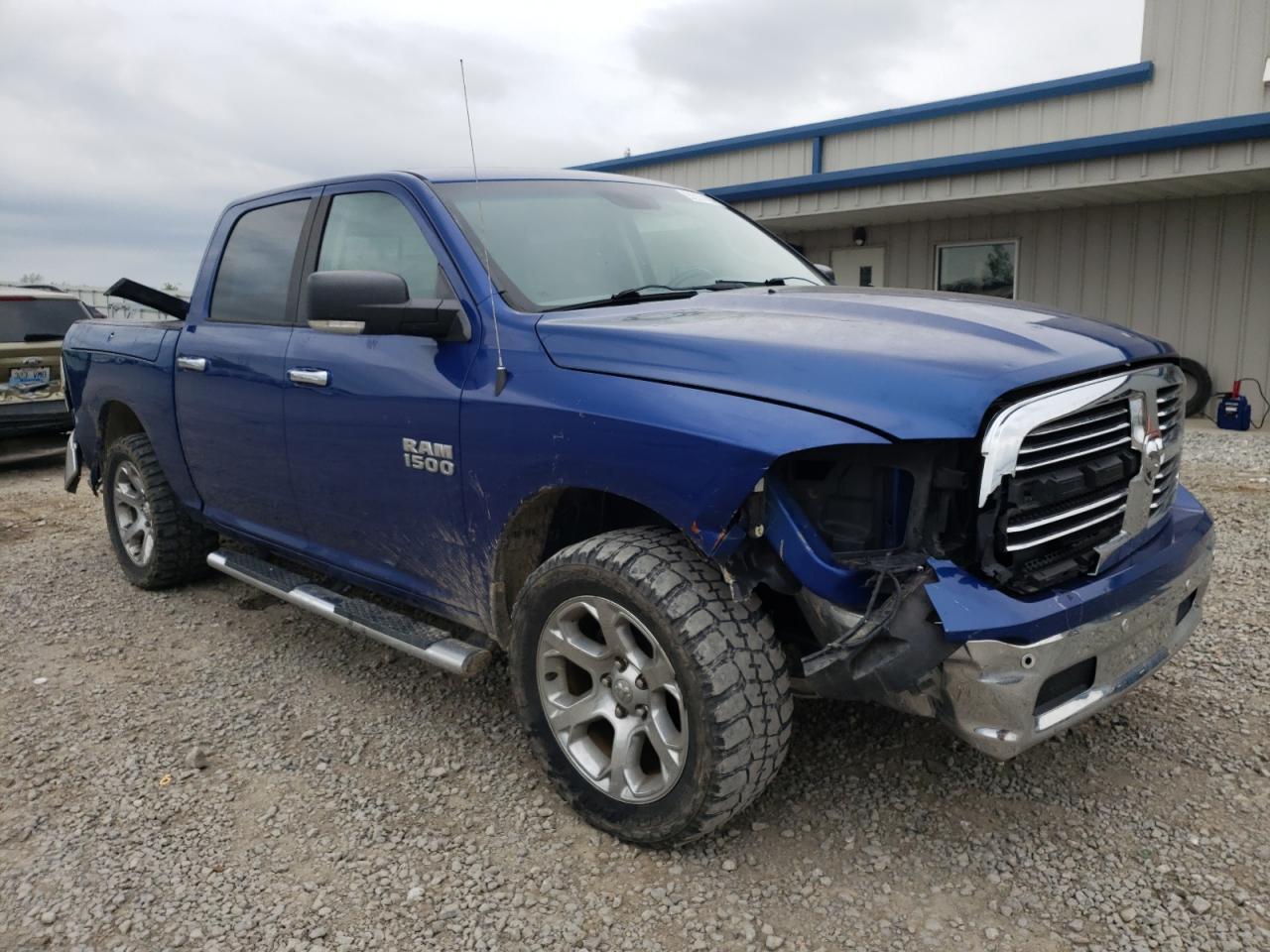 RAM 1500 SLT 2015 with VIN 1C6RR7LG1FS688075 - Photo from auction