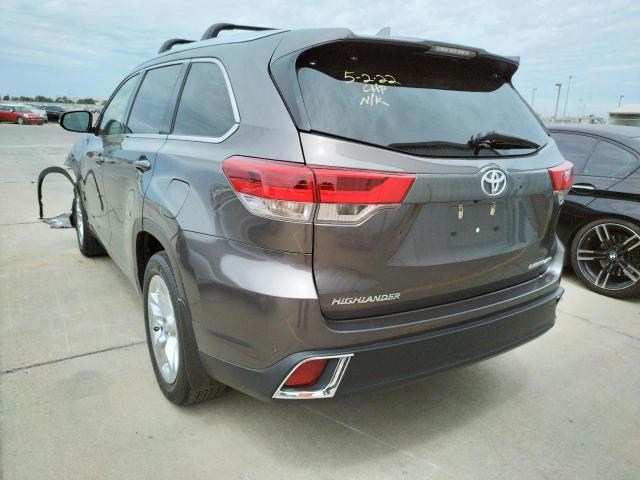 Photo 3 from auction – 2017 TOYOTA HIGHLANDER with VIN 5TDDZRFH5HS402792