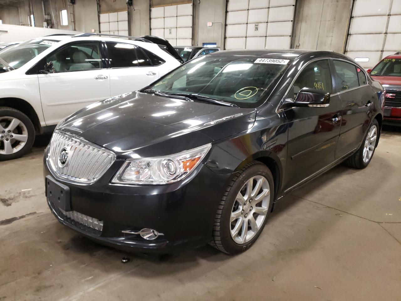 Photo 2 from auction – 2012 BUICK LACROSSE T with VIN 1G4GJ5G34CF277885