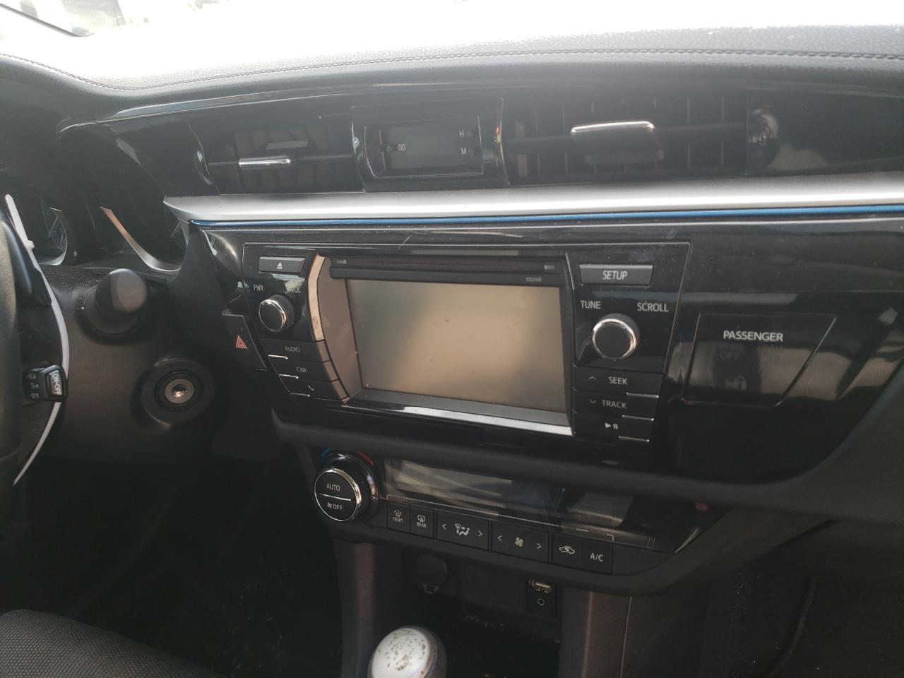 Photo 9 from auction – 2014 TOYOTA COROLLA L with VIN 2T1BURHEXEC152477