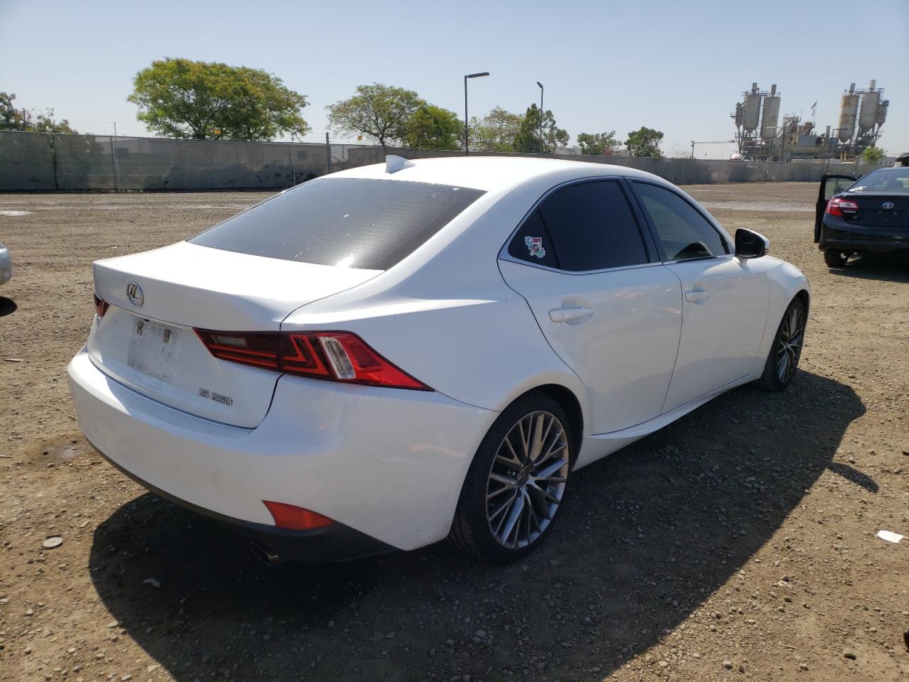 Photo 4 from auction – 2015 LEXUS IS 250 with VIN JTHBF1D26F5072453