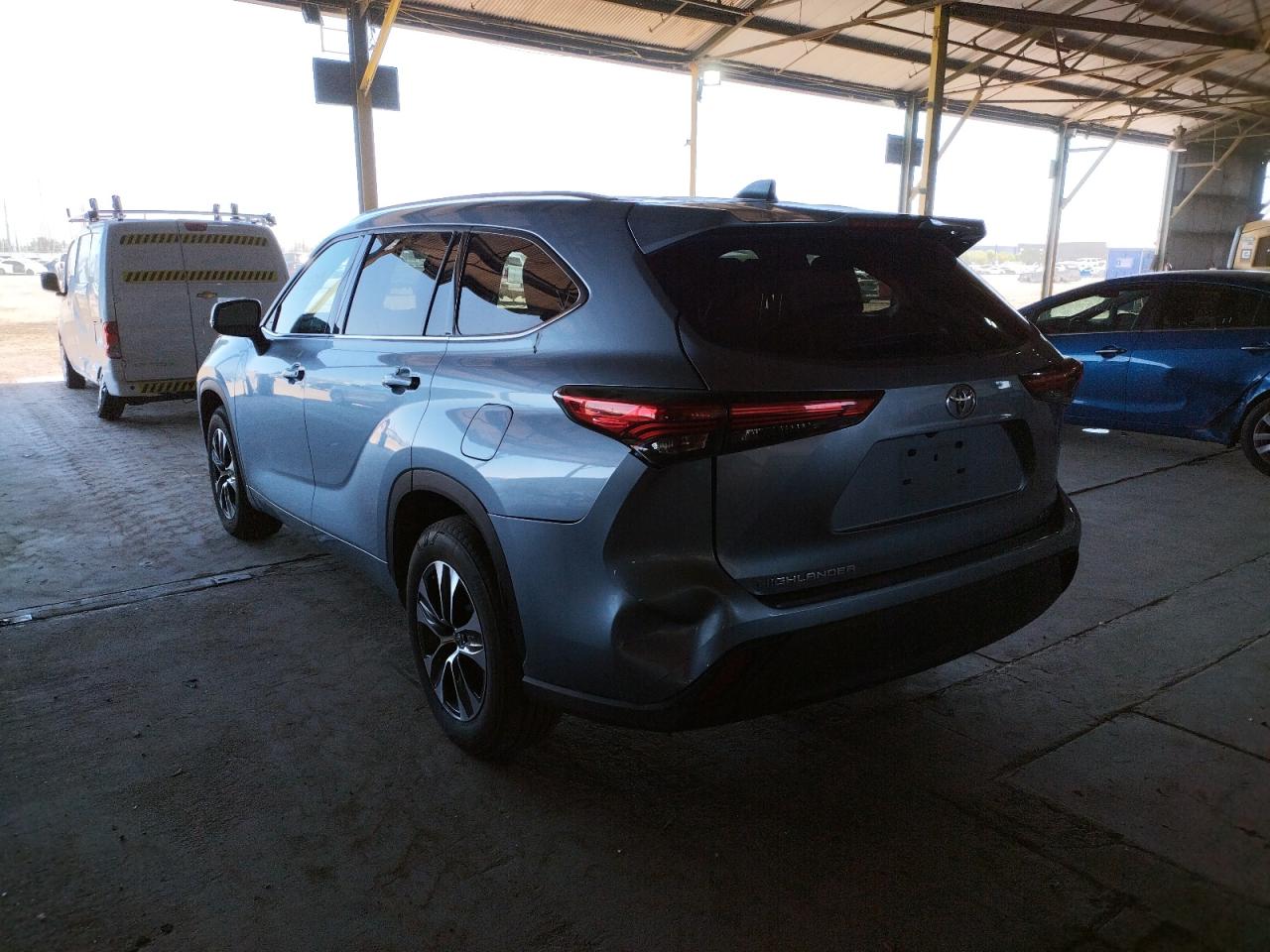 Photo 3 from auction – 2020 TOYOTA HIGHLANDER with VIN 5TDGZRAHXLS006290