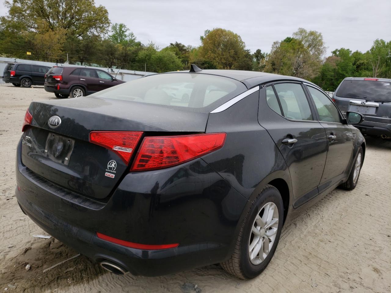 Photo 4 from auction – 2013 KIA OPTIMA LX with VIN 5XXGM4A71DG233217