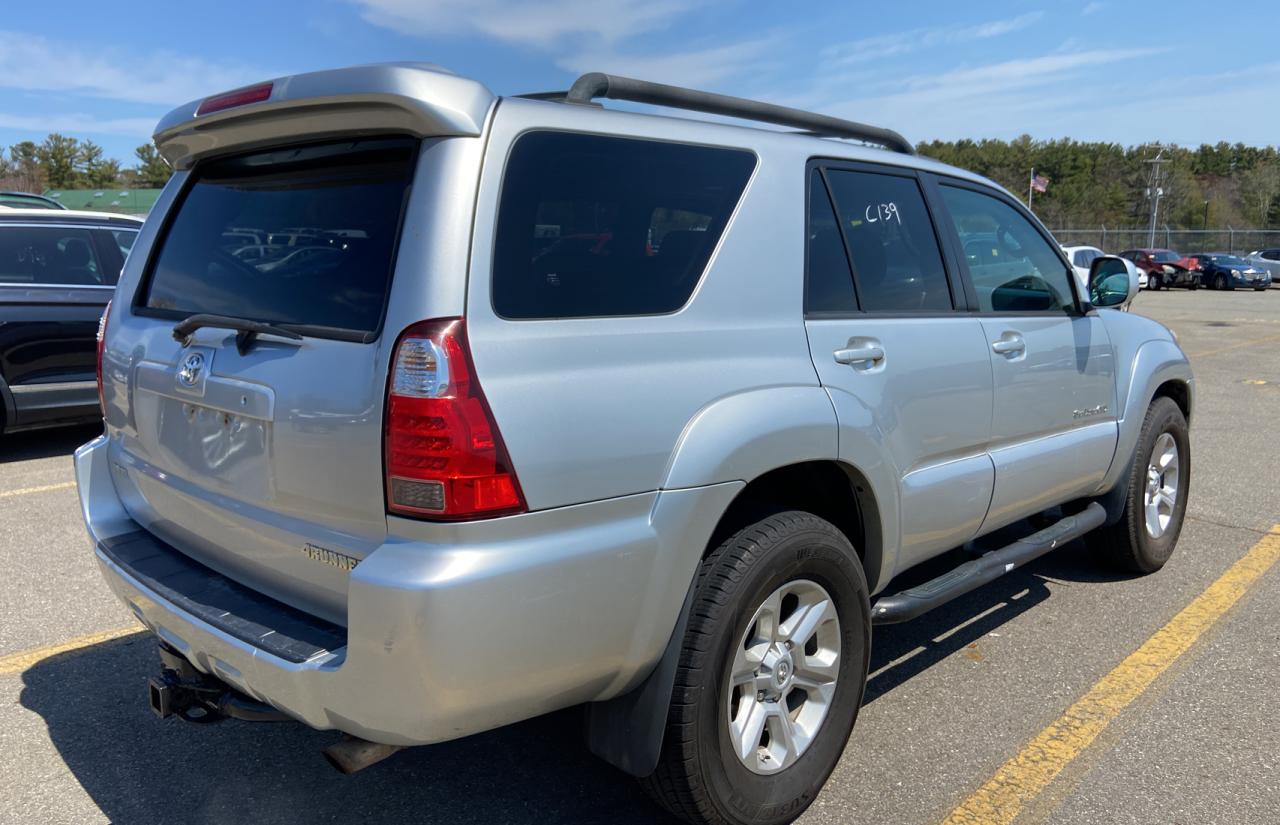 Photo 4 from auction – 2006 TOYOTA 4RUNNER SR with VIN JTEBT14R868035597