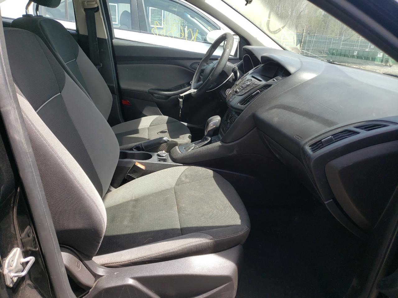 Photo 19 from auction – 2014 FORD FOCUS S with VIN 1FADP3E25EL267946