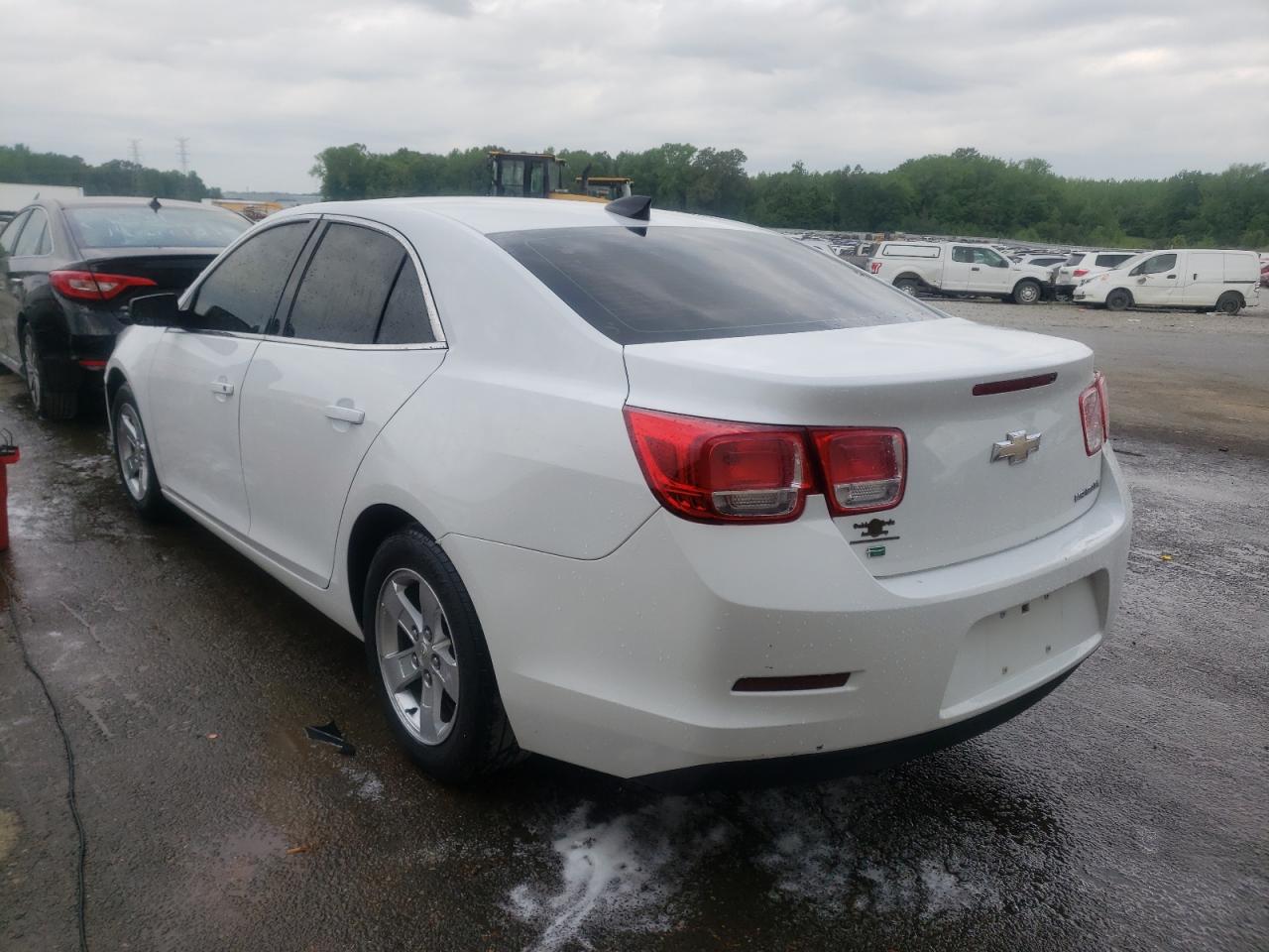 Photo 3 from auction – 2015 CHEVROLET MALIBU LS with VIN 1G11B5SL2FF225506