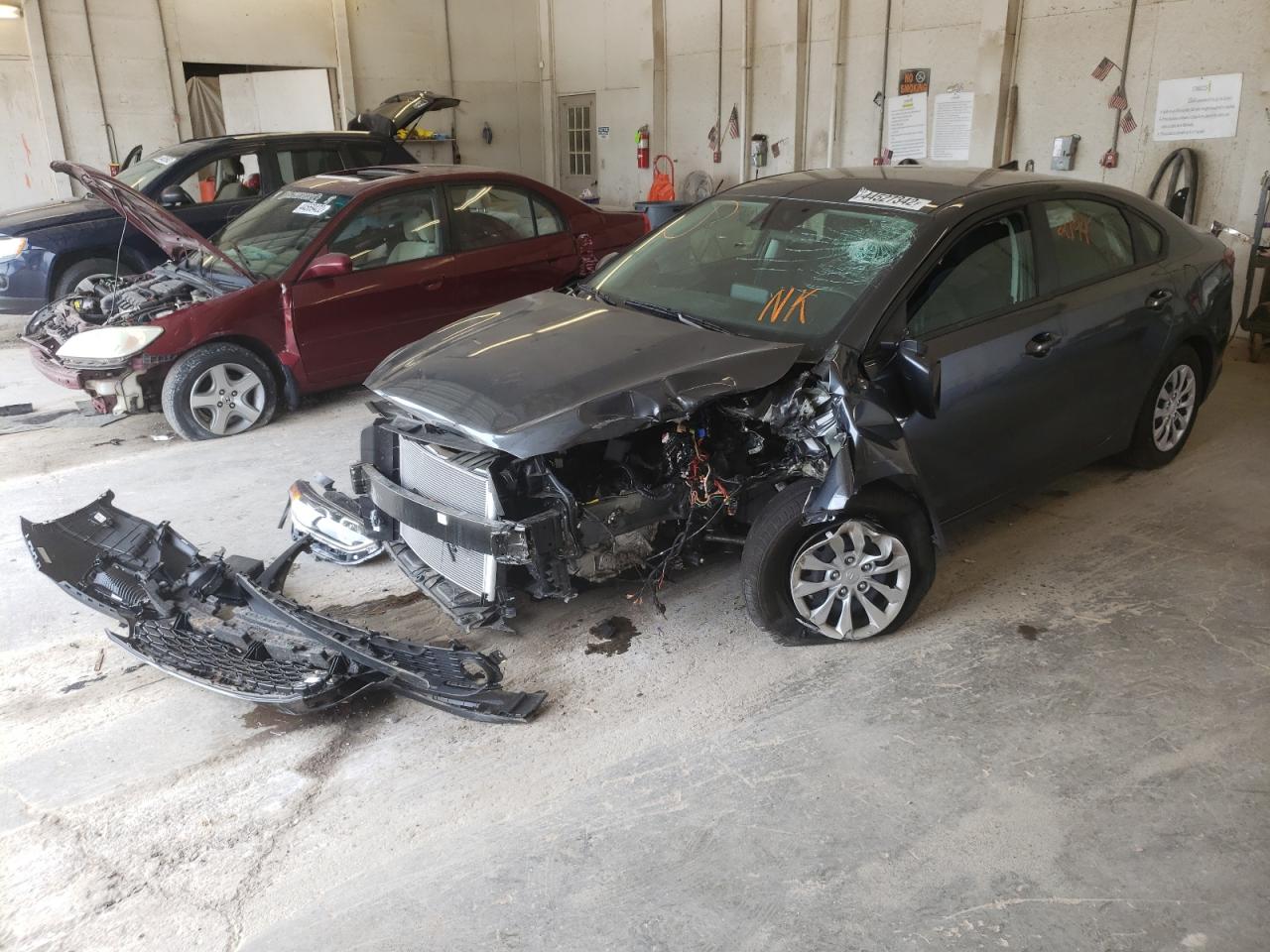 Photo 13 from auction – 2021 KIA FORTE FE with VIN 3KPF24AD7ME338683