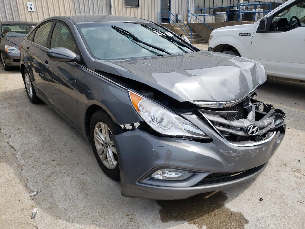 HYUNDAI SONATA GLS 2013 with VIN 5NPEB4AC6DH712571 - Photo from auction