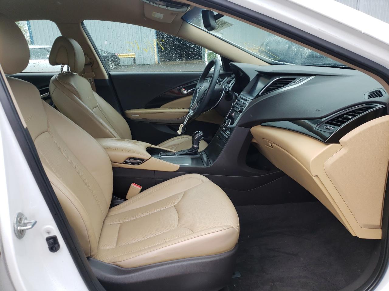 Photo 5 from auction – 2015 HYUNDAI AZERA with VIN KMHFG4JG6FA454325