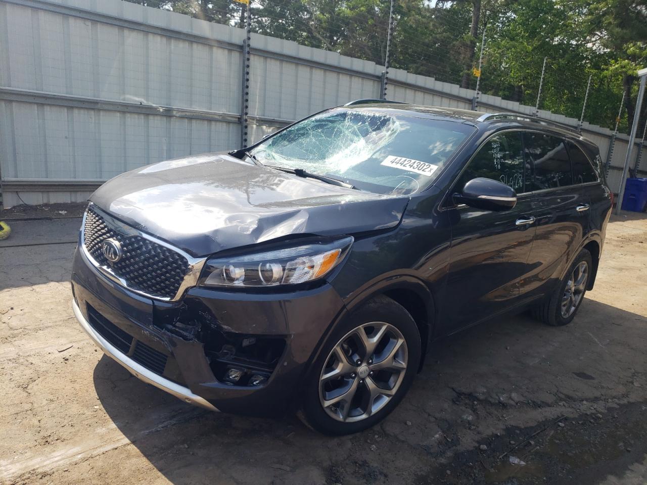 Photo 2 from auction – 2016 KIA SORENTO SX with VIN 5XYPK4A1XGG103373