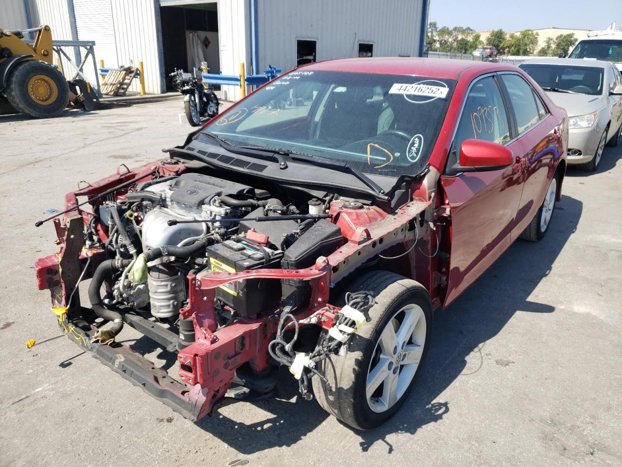 Photo 2 from auction – 2014 TOYOTA CAMRY L with VIN 4T1BF1FK3EU767567