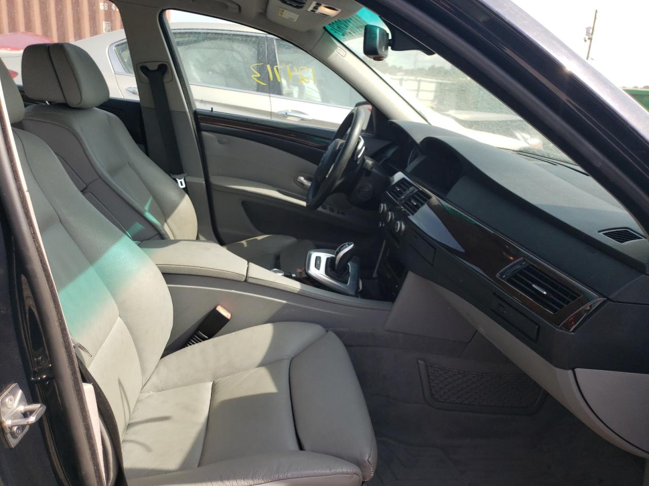 Photo 5 from auction – 2010 BMW 535 I with VIN WBANW1C56AC168448