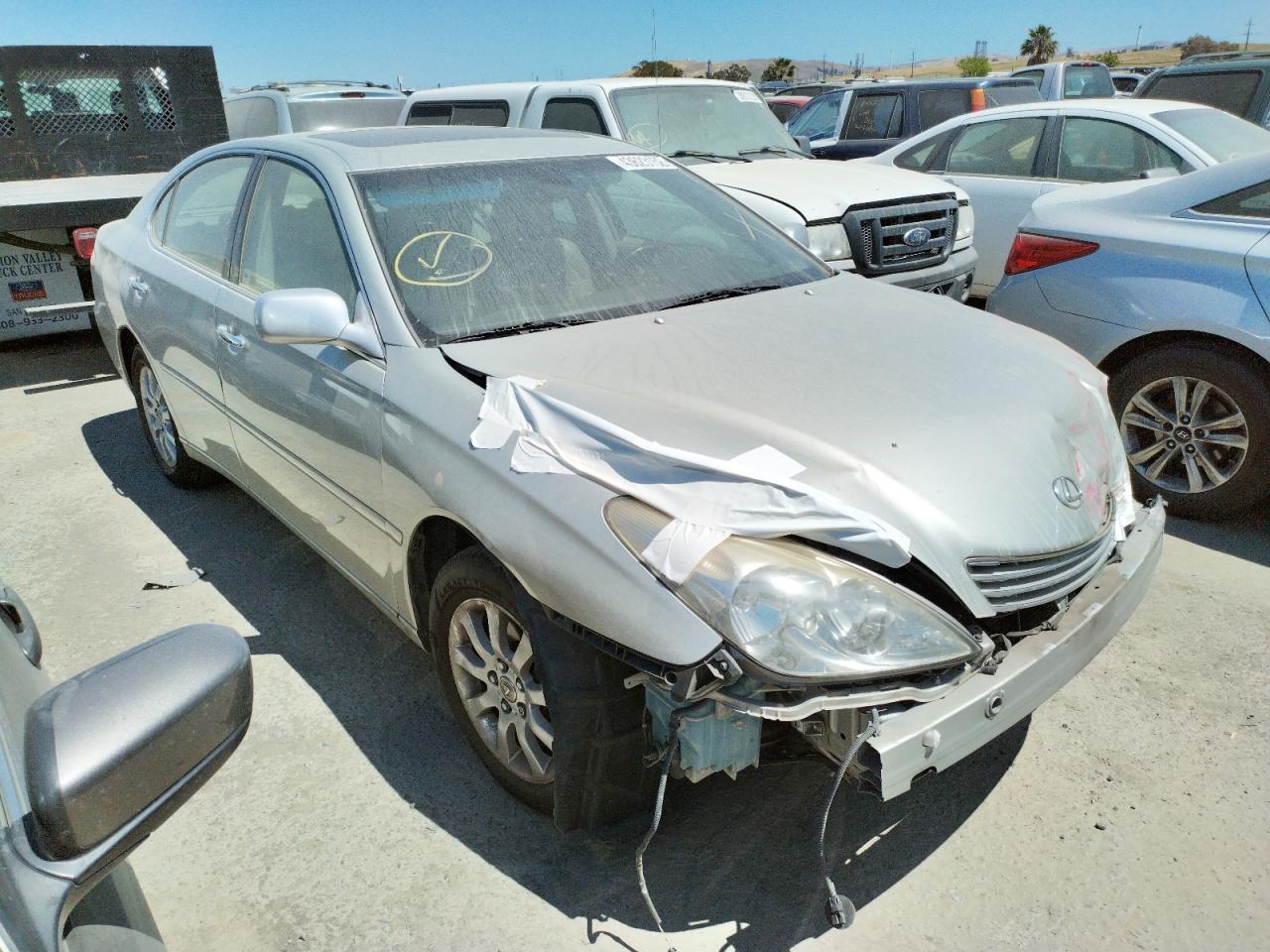 LEXUS ES 330 2004 with VIN JTHBA30G445050167 - Photo from auction