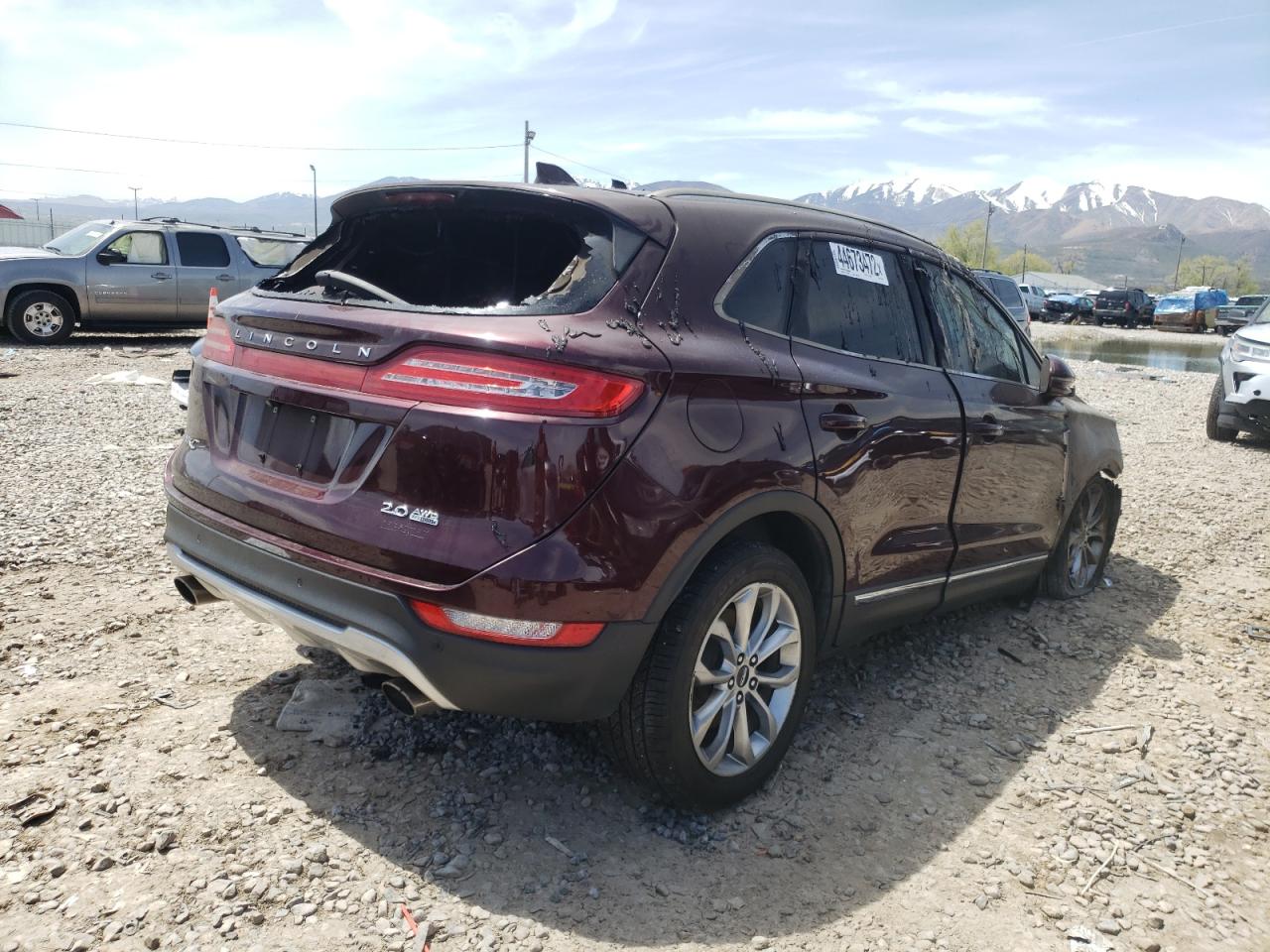 Photo 4 from auction – 2016 LINCOLN MKC SELECT with VIN 5LMCJ2D93GUJ31448