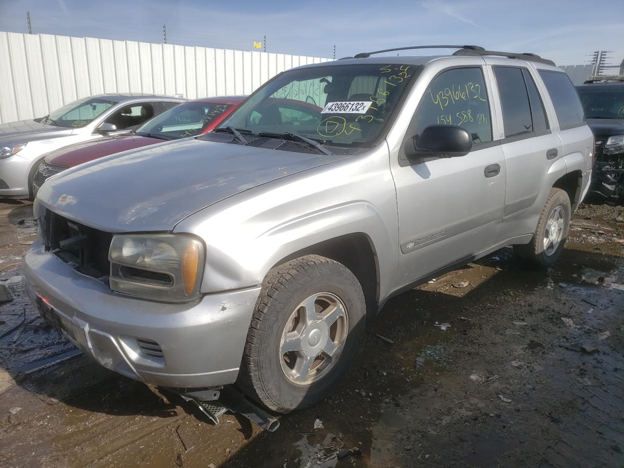 Photo 2 from auction – 2004 CHEVROLET TRAILBLAZE with VIN 1GNDS13S242402795