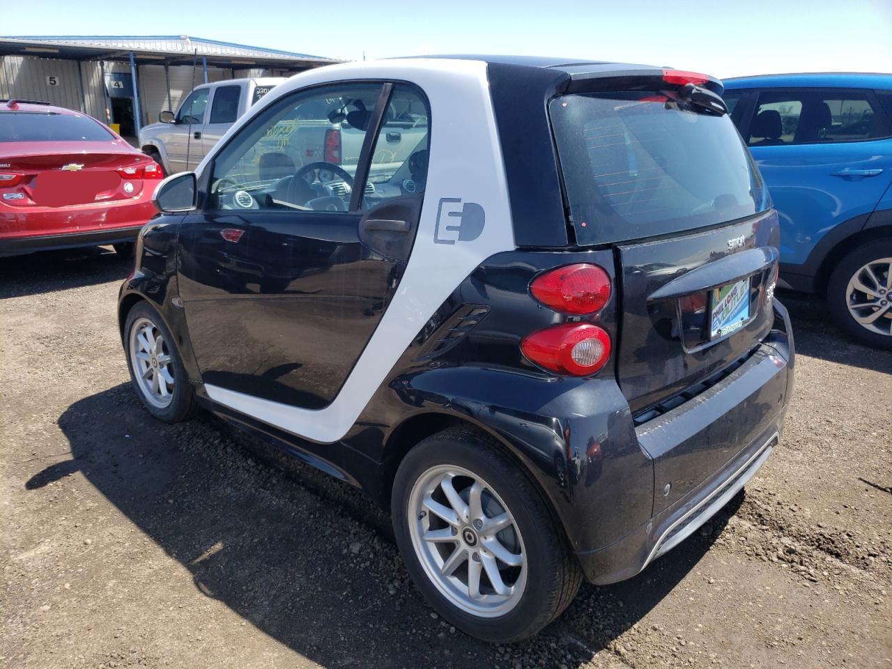 Photo 3 from auction – 2014 SMART FORTWO with VIN WMEEJ9AA3EK800934