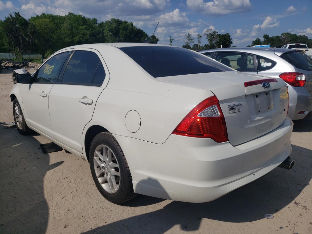 Photo 3 from auction – 2011 FORD FUSION S with VIN 3FAHP0GA6BR287396