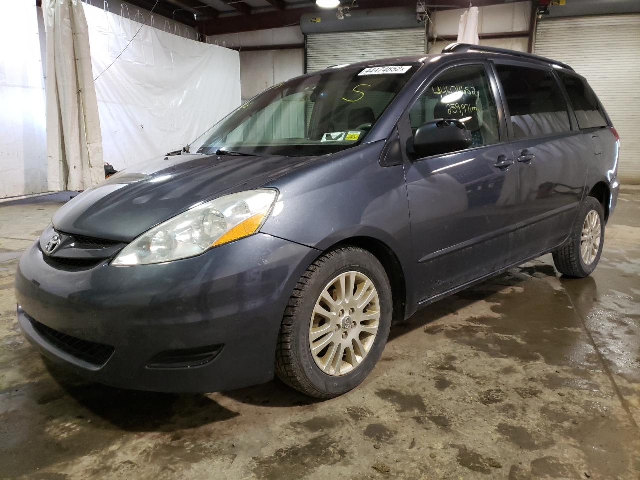 Photo 2 from auction – 2007 TOYOTA SIENNA LE with VIN 5TDBK23C17S003176