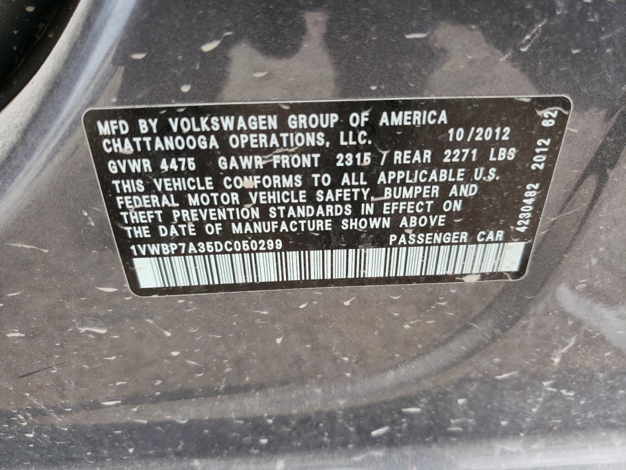 Photo 10 from auction – 2013 VOLKSWAGEN PASSAT SE with VIN 1VWBP7A35DC050299