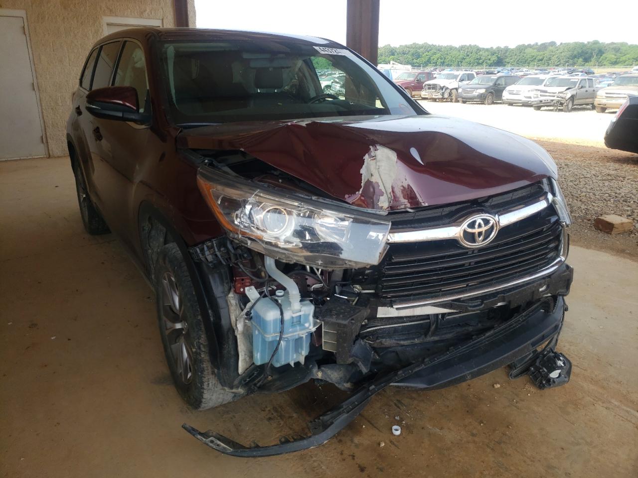 TOYOTA HIGHLANDER 2015 with VIN 5TDZKRFH5FS078430 - Photo from auction