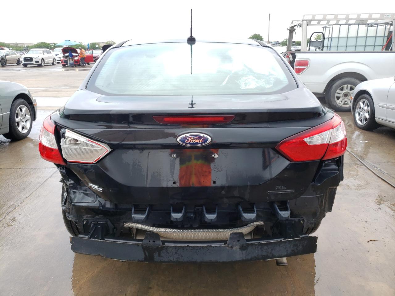 Photo 9 from auction – 2014 FORD FOCUS SE with VIN 1FADP3F24EL324328