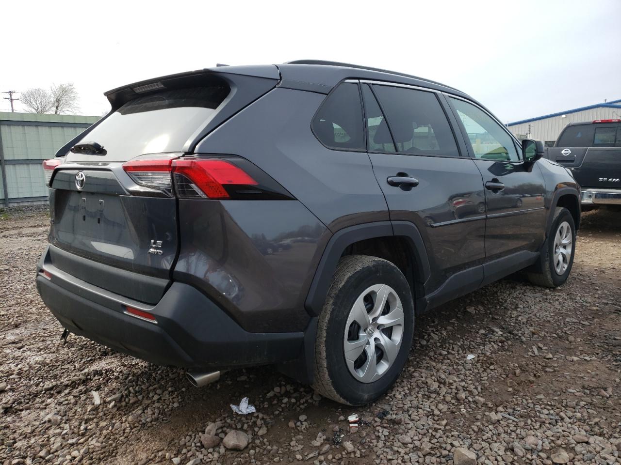 Photo 4 from auction – 2019 TOYOTA RAV4 LE with VIN 2T3F1RFV2KW021431