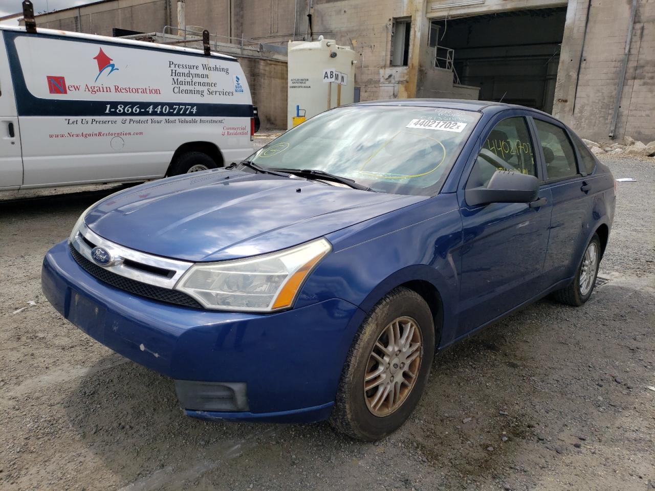 Photo 2 from auction – 2009 FORD FOCUS SE with VIN 1FAHP35N79W165208