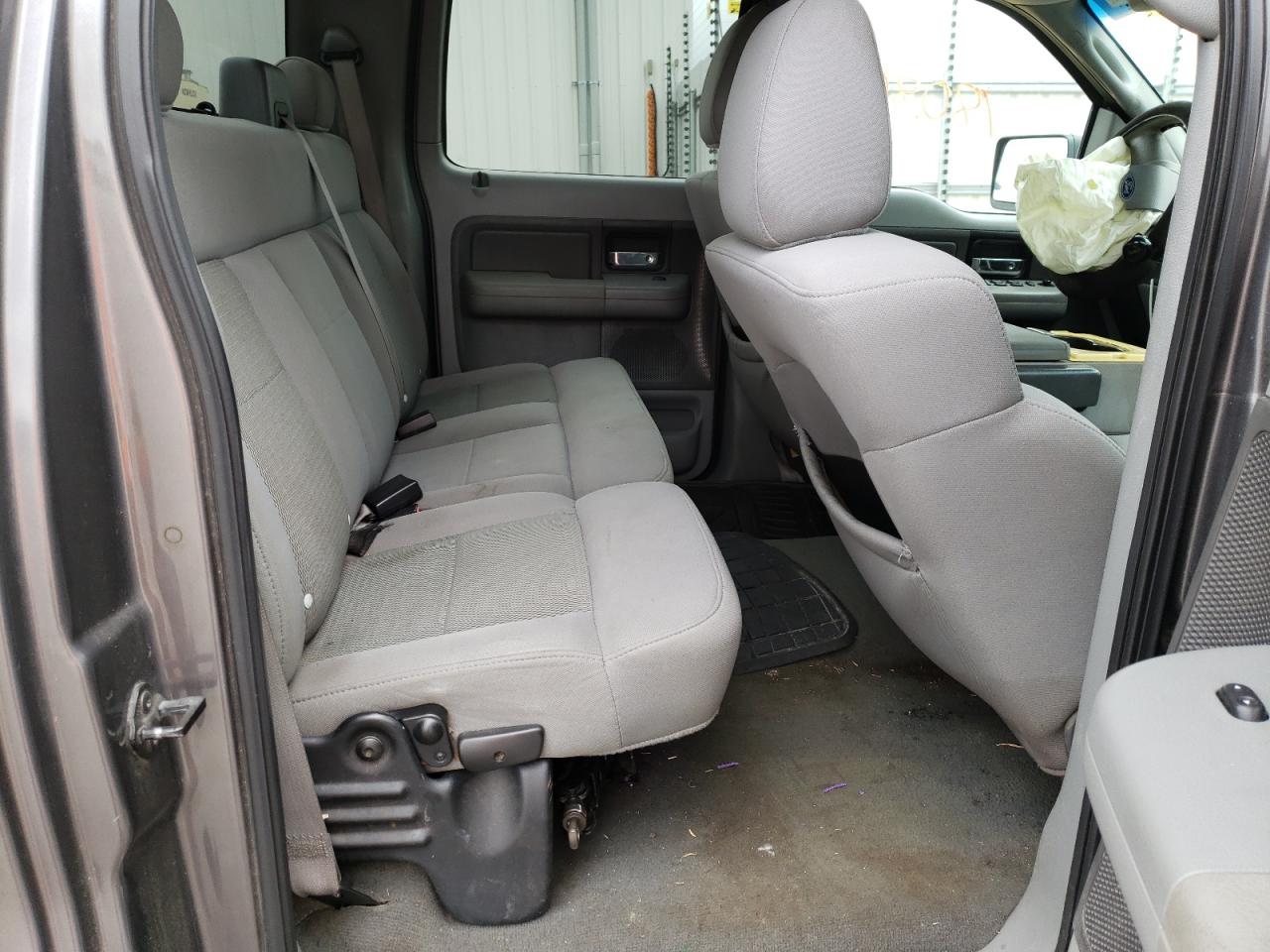 Photo 6 from auction – 2006 FORD F150 with VIN 1FTRW12W86KC67123