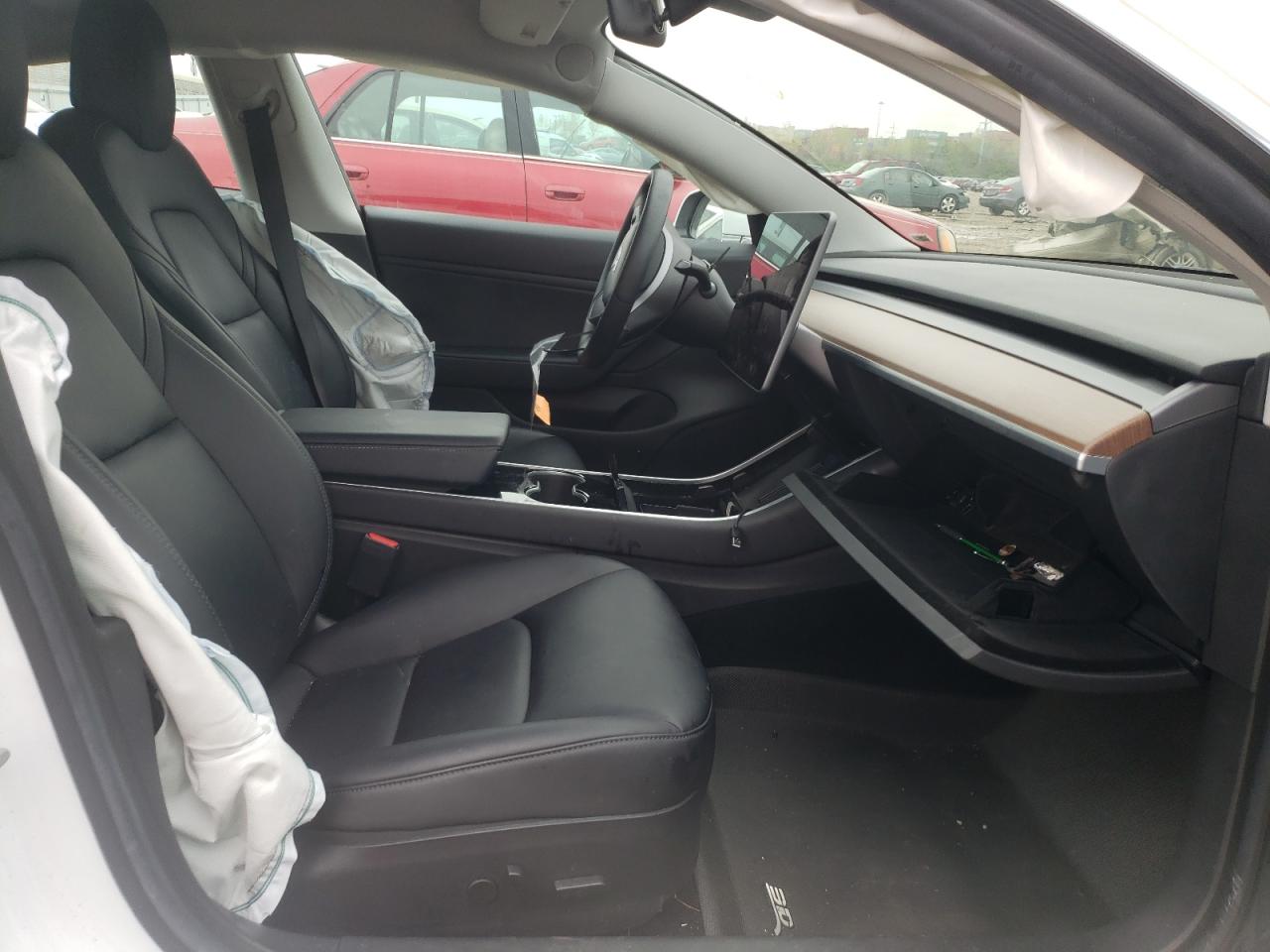 Photo 5 from auction – 2019 TESLA MODEL 3 with VIN 5YJ3E1EB0KF515700