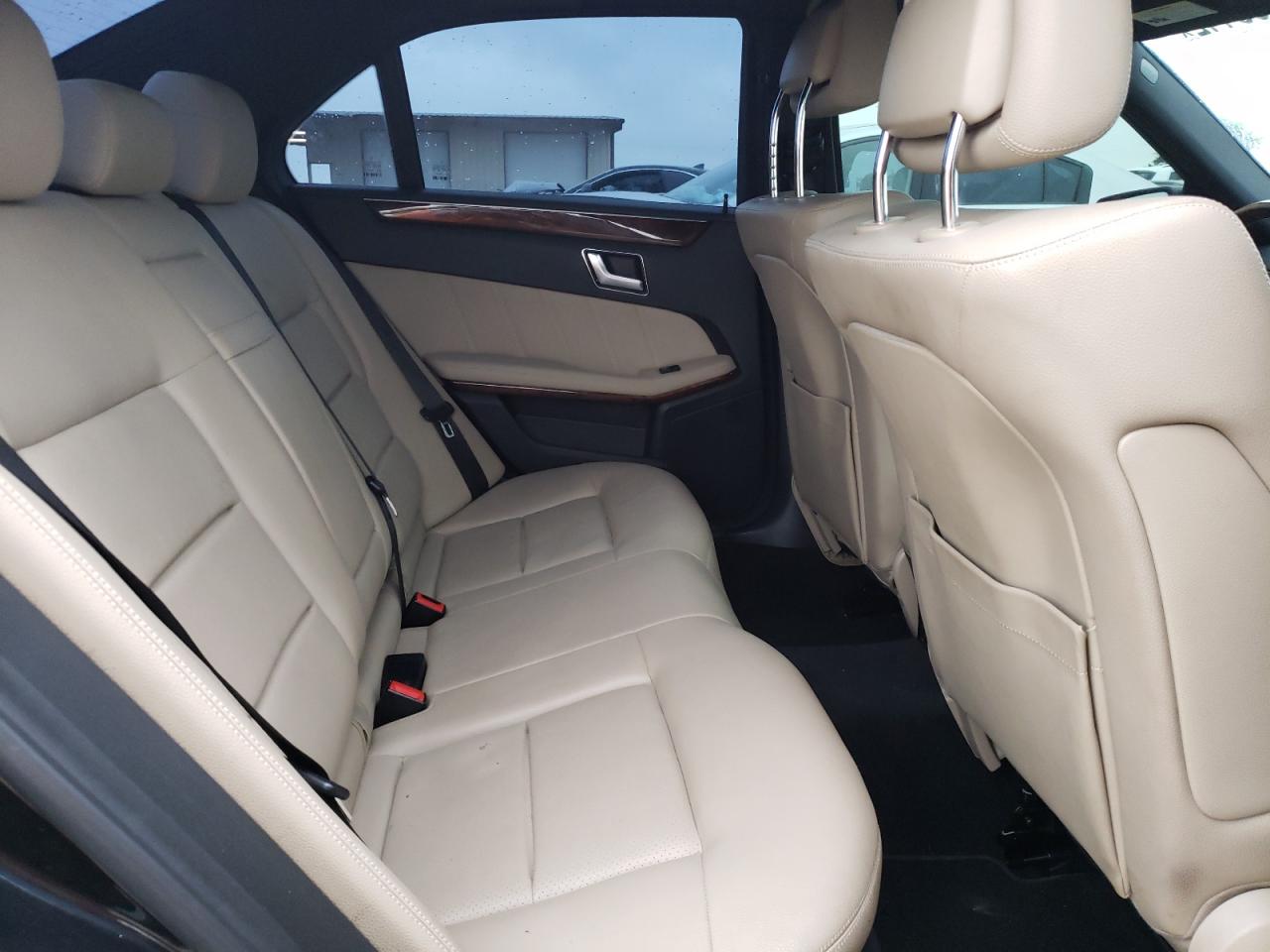Photo 6 from auction – 2013 MERCEDES-BENZ E 350 with VIN WDDHF5KB5DA700406