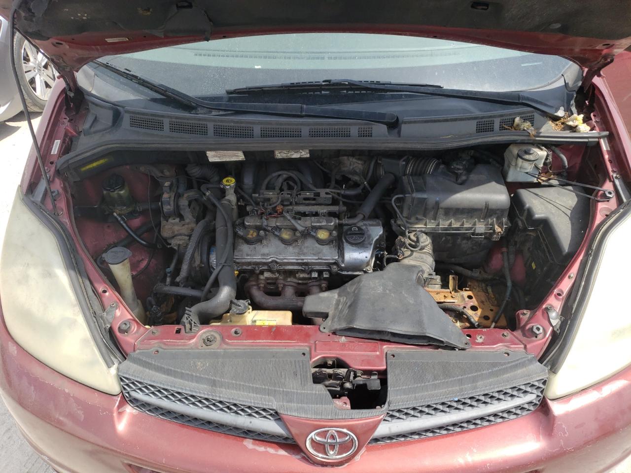 Photo 7 from auction – 2004 TOYOTA SIENNA LE with VIN 5TDZA23C24S201875