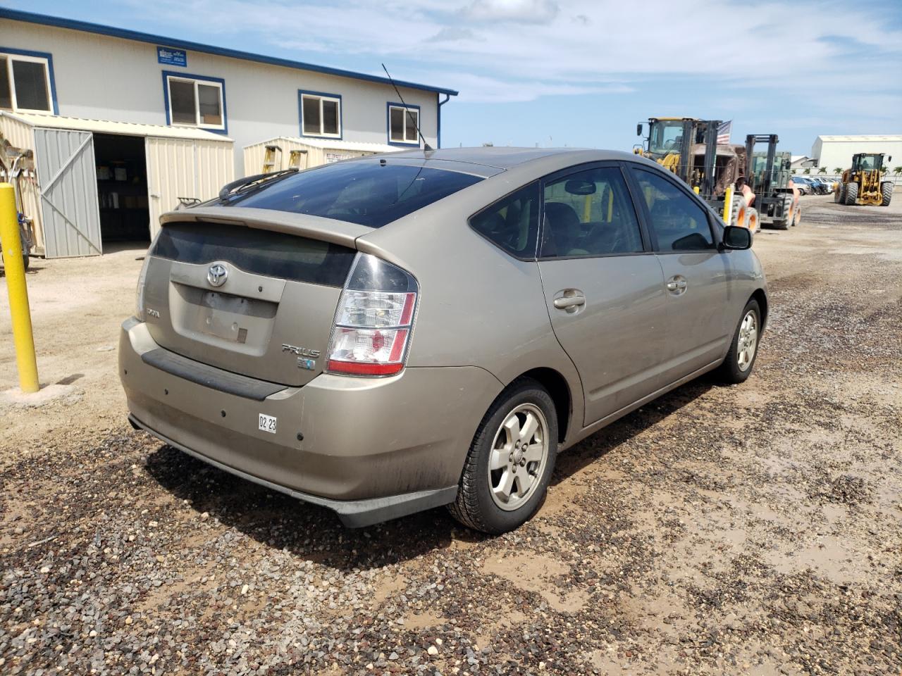 Photo 4 from auction – 2005 TOYOTA PRIUS with VIN JTDKB22U053011732